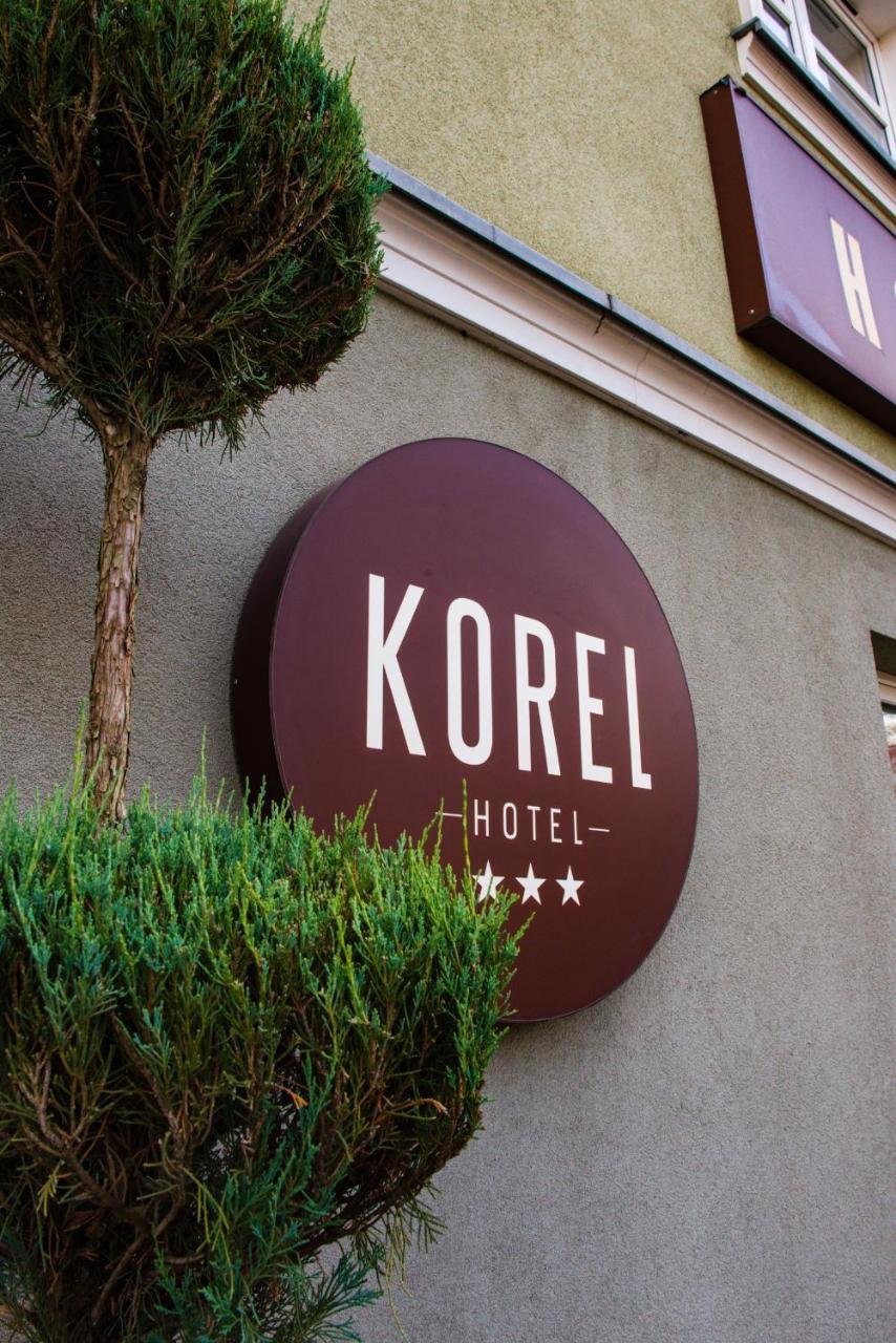 Hotel Korel Познань Экстерьер фото
